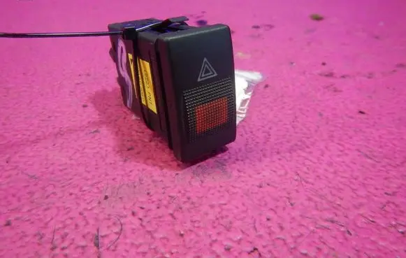 Audi A4 S4 B5 8D Hazard light switch 