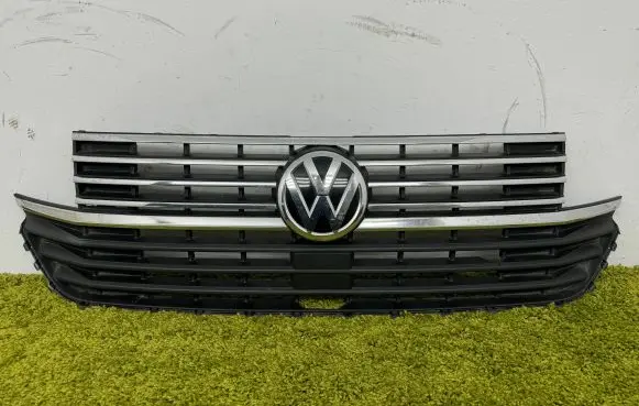 Volkswagen Multivan T6 Front bumper upper radiator grill 7la853764