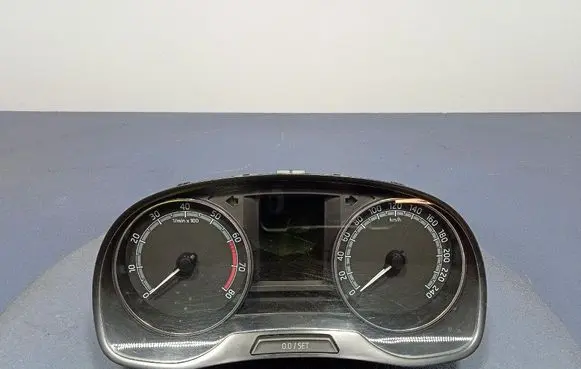 Skoda Fabia Mk3 (NJ) Speedometer (instrument cluster) 6V0920730D