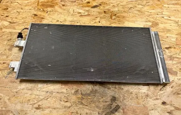 Volvo XC40 A/C cooling radiator (condenser) 32339281