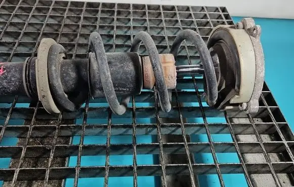 Audi A4 S4 B9 8W Front coil spring IMPRK1550426