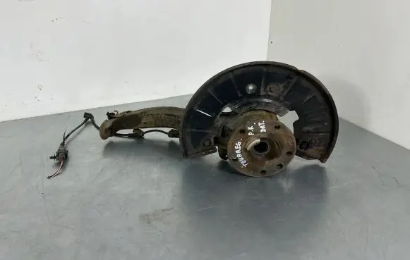 Volkswagen Touareg II Front wheel hub 7P6407245A