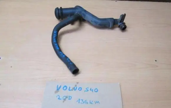 Volvo S40, V40 Oil fill pipe 