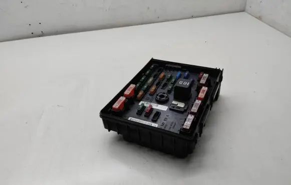 Seat Alhambra (Mk2) Fuse module KB1413550776 0470146000 11032014