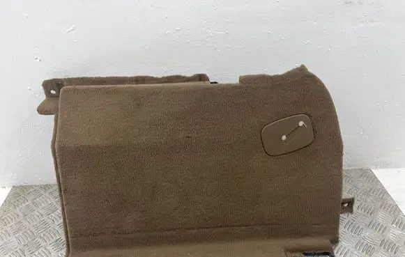 Trunk/boot side trim panel