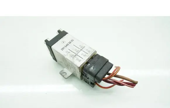 Mercedes-Benz E W124 Other relay 2015403845