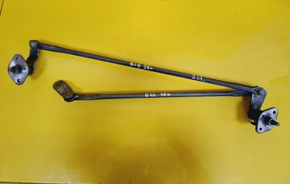 Mazda 626 Front wiper linkage and motor