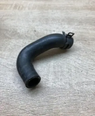 Mercedes-Benz C W204 Engine coolant pipe/hose 558004206 667065