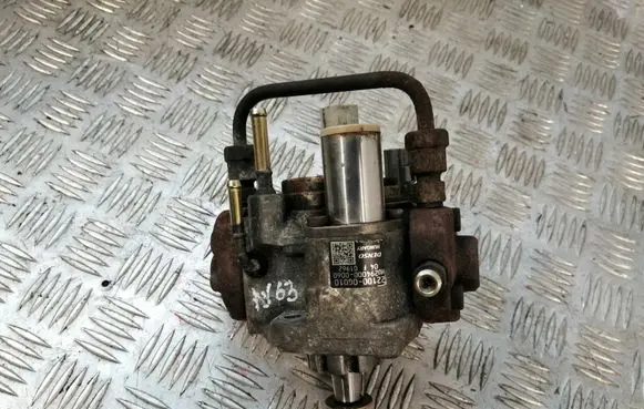 Toyota Avensis T250 Fuel injection high pressure pump 221000G010 HU2940000060