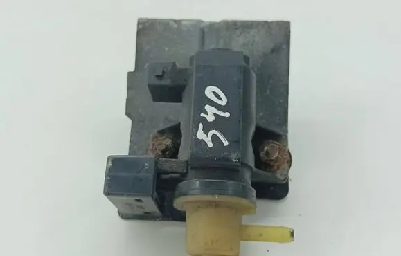 Saab 9-3 Ver2 Vacuum valve 55563532