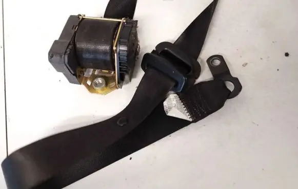 BMW X5 E53 Front seatbelt 840875210