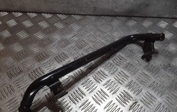 Volkswagen PASSAT B5.5 Engine coolant pipe/hose 06B103213