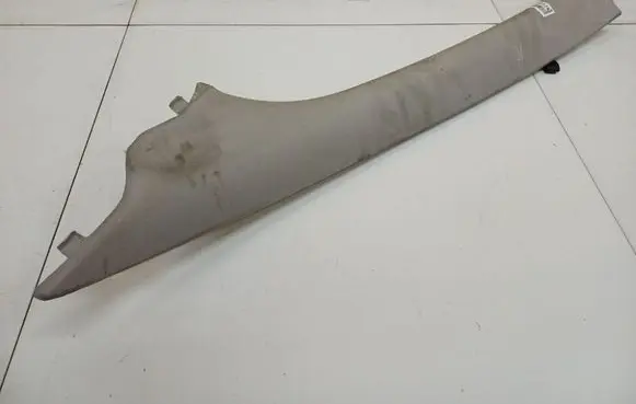 Mercedes-Benz R W251 (C) pillar trim A2516901925