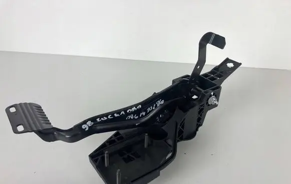 Peugeot 3008 II Brake pedal 9820641980