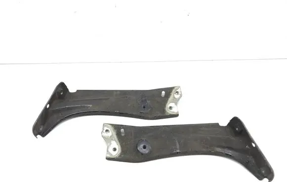 Skoda Octavia Mk3 (5E) Fender mounting bracket 5E0821142 7800R900 40166