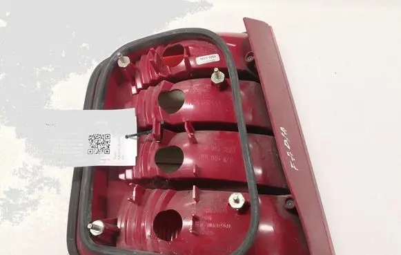 Skoda Fabia Mk1 (6Y) Rear/tail lights 6Y9945096B 6Y9945112B TK231253