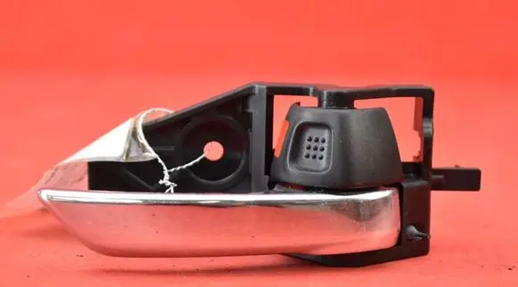 Suzuki Swift II Front door interior handle