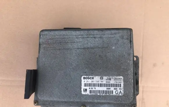 Opel Sintra Engine control unit/module 0261203548