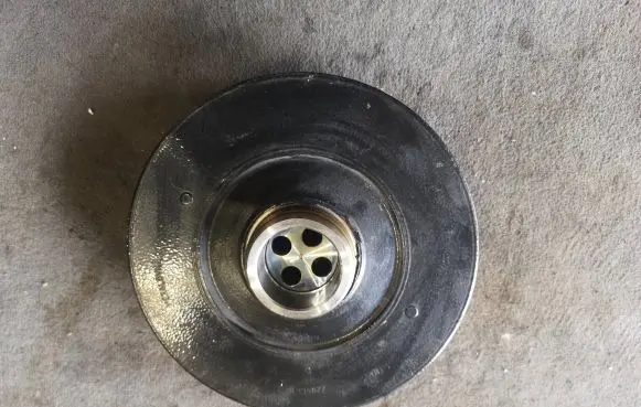 BMW 5 G30 G31 Crankshaft pulley 22051310