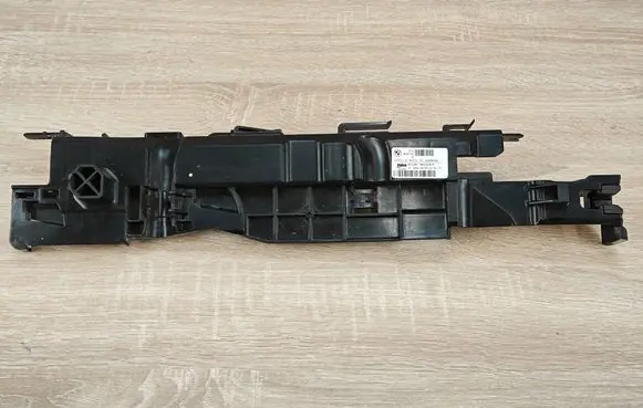 BMW 4 G22 G23 G24 G26 Radiator support slam panel bracket 8666840