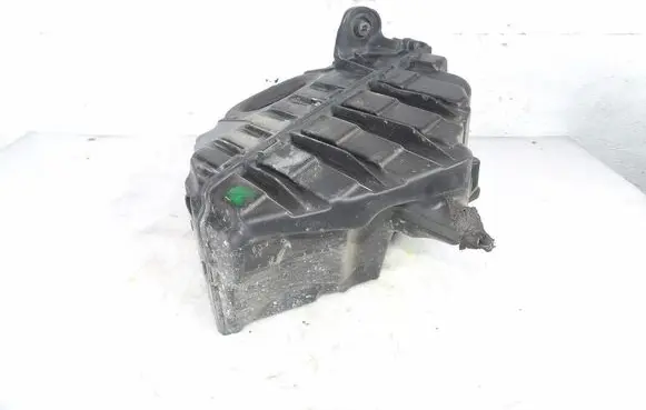 Renault Scenic III - Grand scenic III Air filter box 8200947663