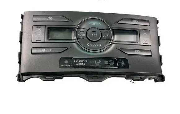 Toyota Auris 150 Climate control unit 5590002220B