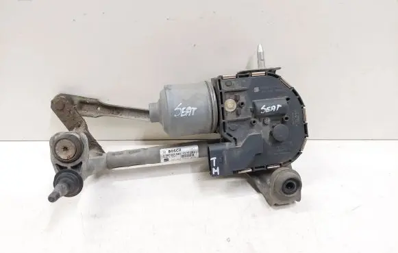 Seat Altea XL Front wiper linkage and motor 5P0955024E 5P0955120C 3397021540