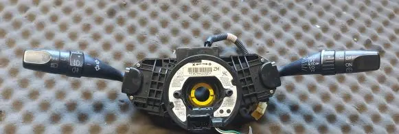 Honda Accord Wiper turn signal indicator stalk/switch M226581 M226701