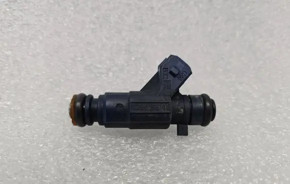 Porsche Cayenne (9PA) Fuel injector 0280156101
