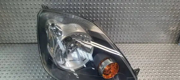 Ford Fiesta Headlight/headlamp 6S6113W029AD