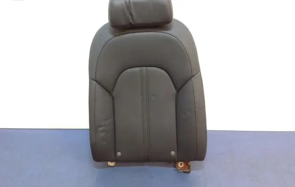 Audi A8 S8 D4 4H Second row seats 