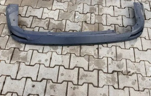 Citroen C5 Rear bumper lower part trim 9681048077
