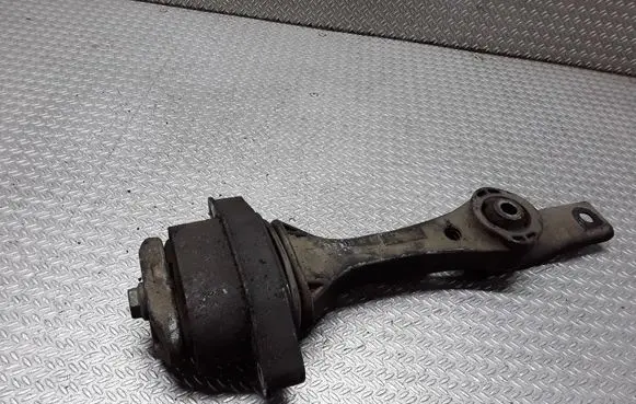 Skoda Octavia Mk1 (1U) Gearbox mount 1J0199851