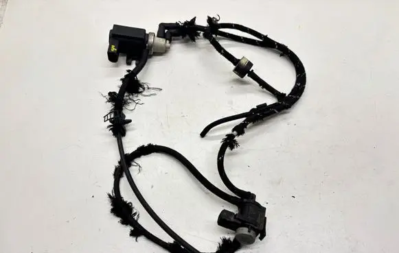 Volkswagen PASSAT B5.5 Turbo solenoid valve 1J0906627A