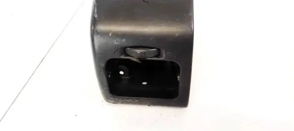 Volkswagen Golf III Dash center air vent grill 1H1819730A