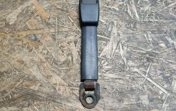 Porsche 928 Front seatbelt buckle 92880318305