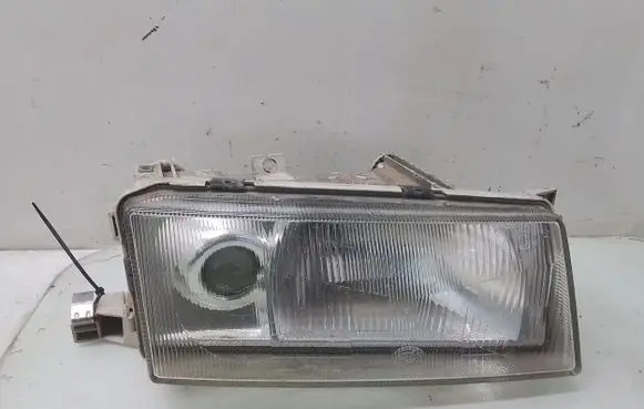 Skoda Octavia Mk1 (1U) Headlight/headlamp