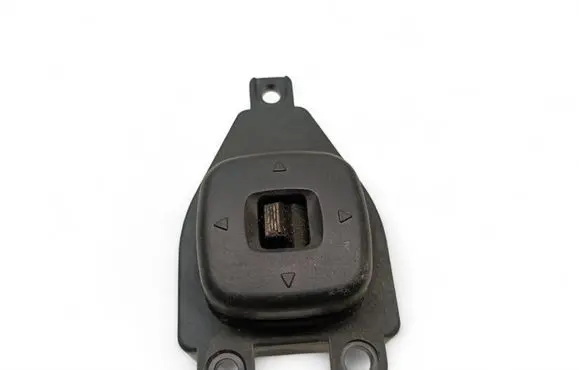 Mazda 3 I Wing mirror switch BJOE66600