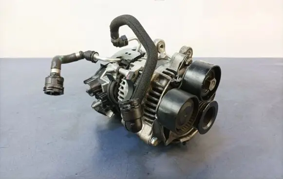 BMW 5 G30 G31 Generator/alternator 8490438