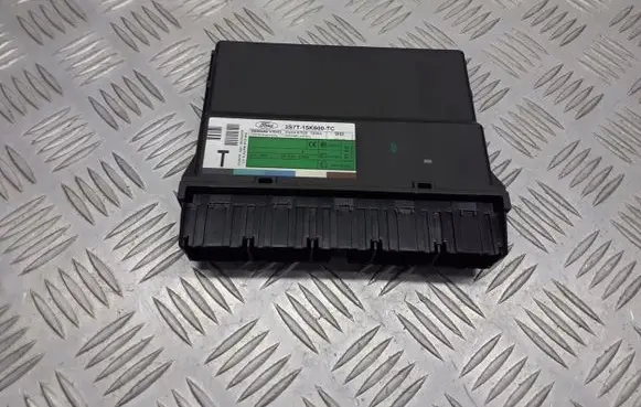 Ford Mondeo Mk III Central body control module 3S7T15K600