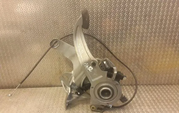 Mercedes-Benz E W211 Hand brake release handle 2114270036 A2114270036