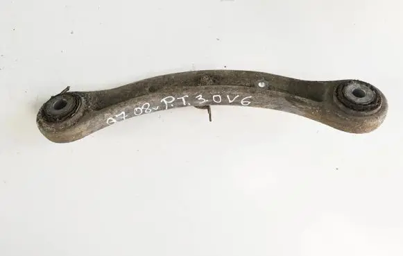 Audi Q7 4L Rear control arm