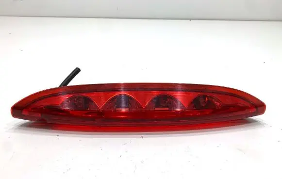 Peugeot 208 I Third/center stoplight 9674309080