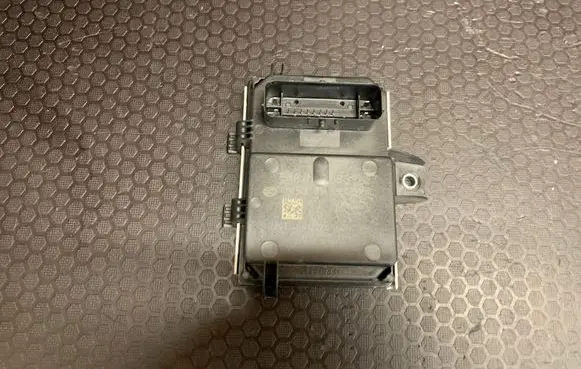 Opel Astra J Fuel injection pump control unit/module 20831727 5DE93405001AC GA1727DA00181366