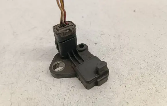 Ford Focus C-MAX Crankshaft position sensor 9637466980