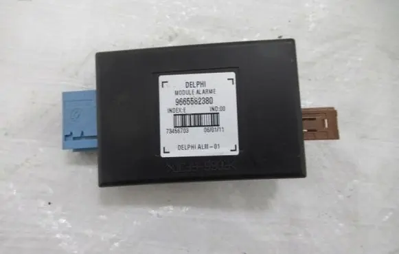 Renault Scenic III - Grand scenic III Alarm control unit/module 9665582380