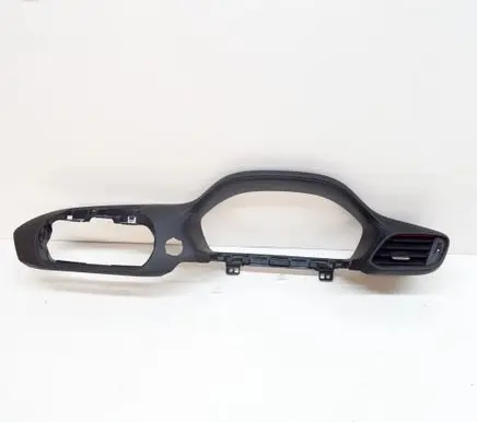 Dashboard glove box trim