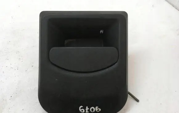 Iveco Daily 6th gen Front door exterior handle KLAMKA ZEWNĘTRZNA PRAWY PRZÓD IVECO DAILY 99-06