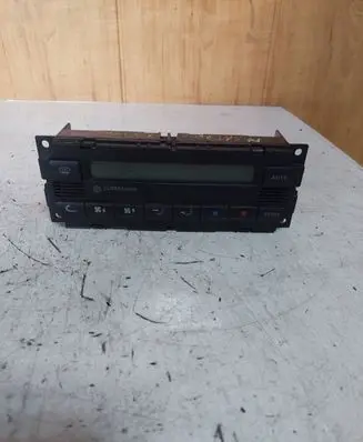 Volkswagen PASSAT B5 Climate control unit