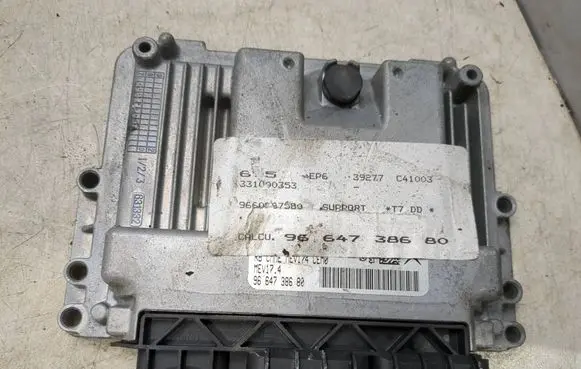 Peugeot 207 Engine control unit/module 9664738680 331000353